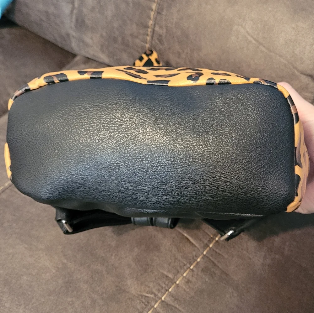 Josie and the Pussycats black and animal print mini backpack, NWT - Picture 5 of 5
